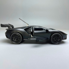 Mô Hình xe Ferrari màu đen - tỉ lệ 1:36 Hợp kim có thể mở cửa - bánh sau chạy cót - Dài 12cm - rộng 5cm - cao 3.5cm - nặng : 200gram - FULL BOX : box màu n3-k9-t1-s3