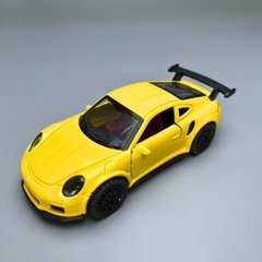 Mô Hình xe Porsche 911 màu vàng - tỉ lệ 1:36 Hợp kim có thể mở cửa - bánh sau chạy cót - Dài 12cm - rộng 5cm - cao 3.5cm - nặng : 200gram - FULL BOX : box màu - SKU : oto65 - N3-K9-T2-S3