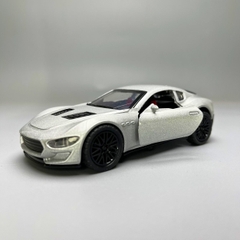 Mô Hình xe Maserati 3200 GT màu xám - tỉ lệ 1:36 Hợp kim có thể mở cửa - bánh sau chạy cót - Dài 12cm - rộng 5cm - cao 3.5cm - nặng : 200gram - FULL BOX : box màu