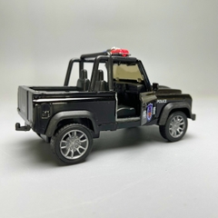 Mô Hình xe JEEP mui trần Police màu đen - tỉ lệ 1:36 Hợp kim có thể mở cửa - bánh sau chạy cót - Dài 11cm - rộng 5cm - cao 4cm - nặng : 200gram - FULL BOX : box màu