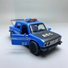 Mô Hình xe oto Police màu xanh trời  - tỉ lệ 1:36 Hợp kim có thể mở cửa - bánh sau chạy cót - Có tiếng - đèn pha sáng - Dài 12cm - rộng 5cm - cao 4cm - nặng : 200gram - FULL BOX : box màu