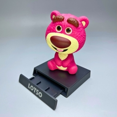 Mô Hình Gấu dâu lắc đầu - Cao 12cm - nặng 150gram - Phụ kiện : đế + miếng dán - FULL BOX : box màu - N3 - K28 - T4 - S4