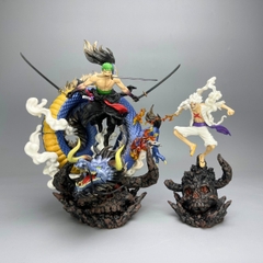 Mô Hình OnePiece 2 trong 1 Luffy gear 5 và Zoro enma đại chiến kaido rồng - Cao 20cm - ngang 15cm Nặng tổng thể : 350gram - Phụ kiện : 3 kiếm + 1 đảo đầu lâu + mô hình Luffy và Zoro -no box  N4-k14