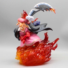 Mô Hình OnePiece Tứ Hoàng Big Mom chiến đấu - Cao 28cm - ngang 18cm - nặng 1kg3 - full box - có hộp màu N1-K50-T5-S2