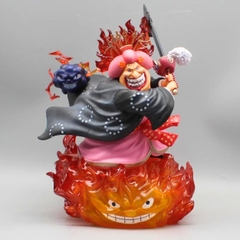 Mô Hình OnePiece Tứ Hoàng Big Mom chiến đấu - Cao 28cm - ngang 18cm - nặng 1kg3 - full box - có hộp màu N1-K50-T5-S2