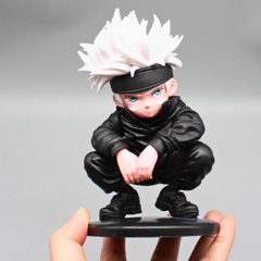 Mô Hình Gojo Satoru AI chibi ngồi - Cao 16cm - nặng 290gram - Có Box màu - Figure anime Jujutsu Kaisen