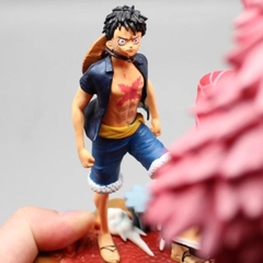 Mô Hình OnePiece Luffy và Law chiến đấu Doflamingo cao 20cm - nặng 1kg - Box màu - Figure OnePiece