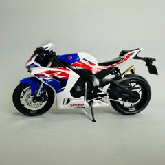 Mô Hình xe máy cbr1000 1:12 xanh đỏ trắng Hợp kim - Có tiếng - đèn pha sáng - Dài 17.5cm - rộng 6cm - cao 10cm - nặng ~ 1000gram - FULL BOX : box màu SKU : oto336 n3-k6-t5-s4
