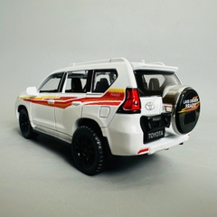 Mô Hình xe fotuner trắng - tỉ lệ 1:32 Hợp kim có thể mở cửa - bánh sau chạy cót - Dài 16cm - rộng 7cm - cao 6cm - nặng : 500gram - FULL BOX : box màu - SKU : oto319 - N3-K12-T1-S2