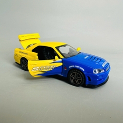 Mô Hình xe nissan xanh vàng tỉ lệ 1:32 Hợp kim có thể mở cửa - bánh sau chạy cót - Dài 15cm - rộng 7cm - cao 5cm - nặng : 500gram - FULL BOX : box màu SKU : oto331 n3-k2-t4-s3