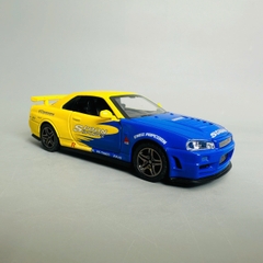 Mô Hình xe nissan xanh vàng tỉ lệ 1:32 Hợp kim có thể mở cửa - bánh sau chạy cót - Dài 15cm - rộng 7cm - cao 5cm - nặng : 500gram - FULL BOX : box màu SKU : oto331 n3-k2-t4-s3