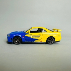 Mô Hình xe nissan xanh vàng tỉ lệ 1:32 Hợp kim có thể mở cửa - bánh sau chạy cót - Dài 15cm - rộng 7cm - cao 5cm - nặng : 500gram - FULL BOX : box màu SKU : oto331 n3-k2-t4-s3