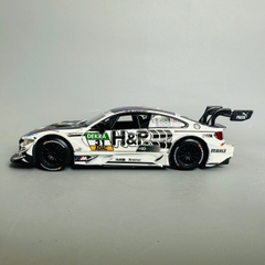 Mô Hình xe bmw sport 31 tỉ lệ 1:32 Hợp kim có thể mở cửa - bánh sau chạy cót - Dài 15cm - rộng 7cm - cao 5cm - nặng : 500gram - FULL BOX : box màu SKU : oto329 - n3-k6-t5-s4