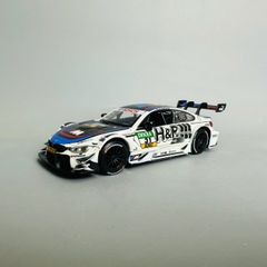 Mô Hình xe bmw sport 31 tỉ lệ 1:32 Hợp kim có thể mở cửa - bánh sau chạy cót - Dài 15cm - rộng 7cm - cao 5cm - nặng : 500gram - FULL BOX : box màu SKU : oto329 - n3-k6-t5-s4