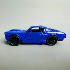 Mô Hình xe Mustang xanh biển sọc trắng tỉ lệ 1:36 Hợp kim có thể mở cửa - bánh sau chạy cót - Dài 11cm - rộng 5cm - cao 4cm - nặng : 500gram - FULL BOX : box màu SKU : oto354 n3-k11-t4-s3