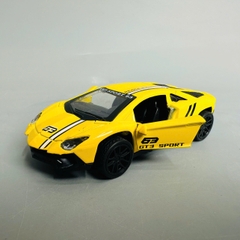Mô Hình xe lambor vàng sọc trắng tỉ lệ 1:43 Hợp kim có thể mở cửa - bánh sau chạy cót - Dài 10cm - cao 3cm - nặng 200gram - Figure Oto - FULL BOX : box màu - SKU : oto360 số2