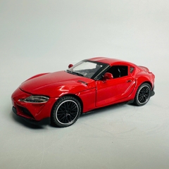 Mô Hình xe Toyota đỏ tỉ lệ 1:32 Hợp kim có thể mở cửa - bánh sau chạy cót - Dài 14cm - rộng 6cm - cao 5cm - nặng : 500gram - FULL BOX : box màu SKU : oto367 n3-k1-t3-s1