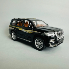 Mô Hình xe Landcruiser prado đen tỉ lệ 1:24 Hợp kim có thể mở cửa - bánh sau chạy cót - Dài 21cm - cao 8cm - nặng 1000gram - Figure Oto - FULL BOX : box màu - SKU : oto396 - n3-k7-t1-s3