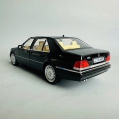 Mô Hình xe mẹc đen tỉ lệ 1:24 Hợp kim có thể mở cửa - bánh sau chạy cót - Dài 21cm - cao 6cm - nặng 800gram - Figure Oto - FULL BOX : box màu - SKU : oto390 - n3-k6-t2-s2