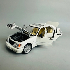 Mô Hình xe mẹc trắng tỉ lệ 1:24 Hợp kim có thể mở cửa - bánh sau chạy cót - Dài 21cm - cao 6cm - nặng 800gram - Figure Oto - FULL BOX : box màu - SKU : oto390 - n3-k7-t4-s4