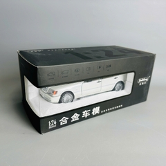 Mô Hình xe mẹc trắng tỉ lệ 1:24 Hợp kim có thể mở cửa - bánh sau chạy cót - Dài 21cm - cao 6cm - nặng 800gram - Figure Oto - FULL BOX : box màu - SKU : oto390 - n3-k7-t4-s4