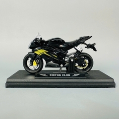 Mô Hình xe máy Đen Lé Vàng 1:18 Hợp kim - Dài 11cm - rộng 4cm - cao 6.5cm - nặng ~ 300gram - FULL BOX : box màu SKU : oto420 - K70-T2-S9