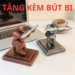 Mô Hình Chiến Binh Đỡ Kéo, Dao Cạo - Tặng Bút Bi