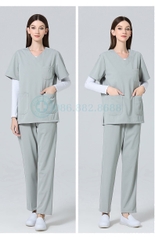 MÃ 06 - BỘ SCRUBS CỔ TIM MÀU GHI XÁM CAO CẤP