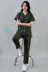 Mã 15- Bộ Scrubs Cổ Tim Màu Xanh Rêu - Vải FIONx Siêu Cấp
