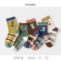 TẤT CHỐNG TRƠN TRƯỢT BÉ TRAI 2-7 TUỔI