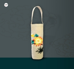 Túi đựng chai nước hình hoa