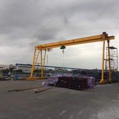 Cần trục xoay áp tường 1 Tấn