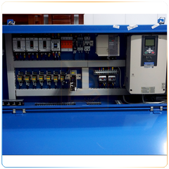 Tủ điều khiển tích hợp biến tần cho cơ cấu nâng
