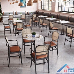 Bàn cafe mặt vuông chân sắt -BCF 36