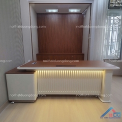 Bàn giám đốc hiện đại - GĐ 84