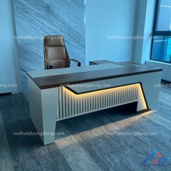 Bàn lãnh đạo cao cấp tại nội thất Dương Đông - GĐ 98