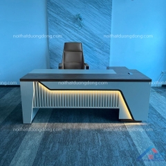 Bàn lãnh đạo cao cấp tại nội thất Dương Đông - GĐ 98
