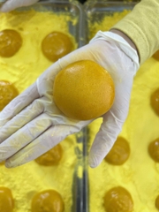 Combo 3 viên tinh nghệ sữa ong chúa nguyên bản TẶNG 1 sữa tắm gừng Thuận Thiên 300ml