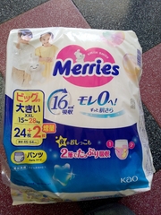 Bỉm Merries cộng miếng