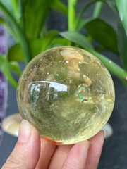 Quả Cầu Thạch Anh Vàng 6.3cm Cát Tường Tụ Khí, Vận May Gõ Cửa