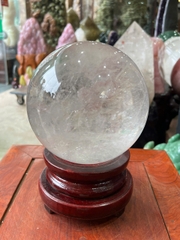 Quả Cầu Thạch Anh Trắng Trong 18cm Băng Tinh Tụ Khí, Thanh Tẩy Bình An