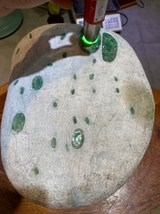 Khối ngọc phỉ thuý thô 12kg