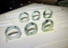 Nhẫn Liền Khối Ngọc Phỉ Thuý