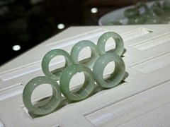 Nhẫn Liền Khối Ngọc Phỉ Thuý Tự Nhiên