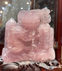 Nhất long vờn ngọc Thạch anh hồng 23cm