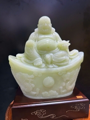 Tác phẩm thần tài di lạc ngồi đĩnh vàng ngọc onyx