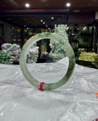 Vòng Liền Bản Hẹ Ngọc Phỉ Thuý 50.5mm (Kèm Giấy Kiểm Định)