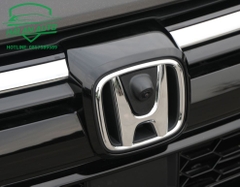 Camera trước gắn logo CRV tự bật khi gặp chướng ngại vật