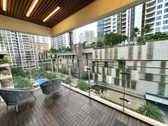 THUÊ NGAY CĂN GÓC 135M2 TẦNG TRUNG VIEW ĐẸP BAN CÔNG RỘNG GIÁ CỰC TỐT