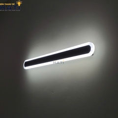 Đèn tường led Lentina màu đen